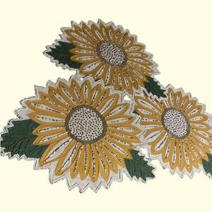 Celebrate Together Set of 3 Beaded & Sequined Sunflower Place Mats 16"Wx13"T NWT